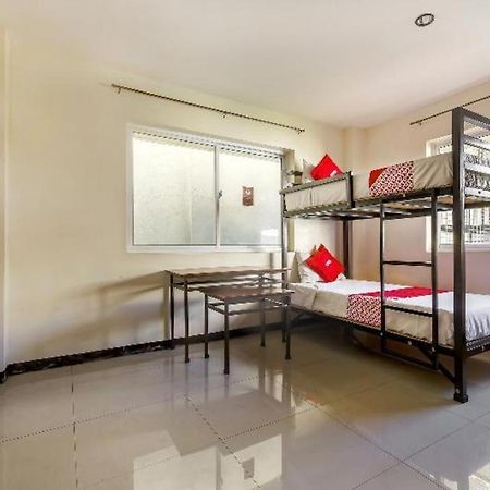 Oyo 842 City Smiles Apartelle San Juan  Exterior foto