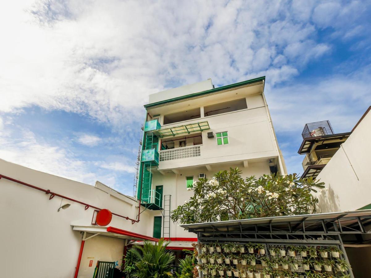 Oyo 842 City Smiles Apartelle San Juan  Exterior foto