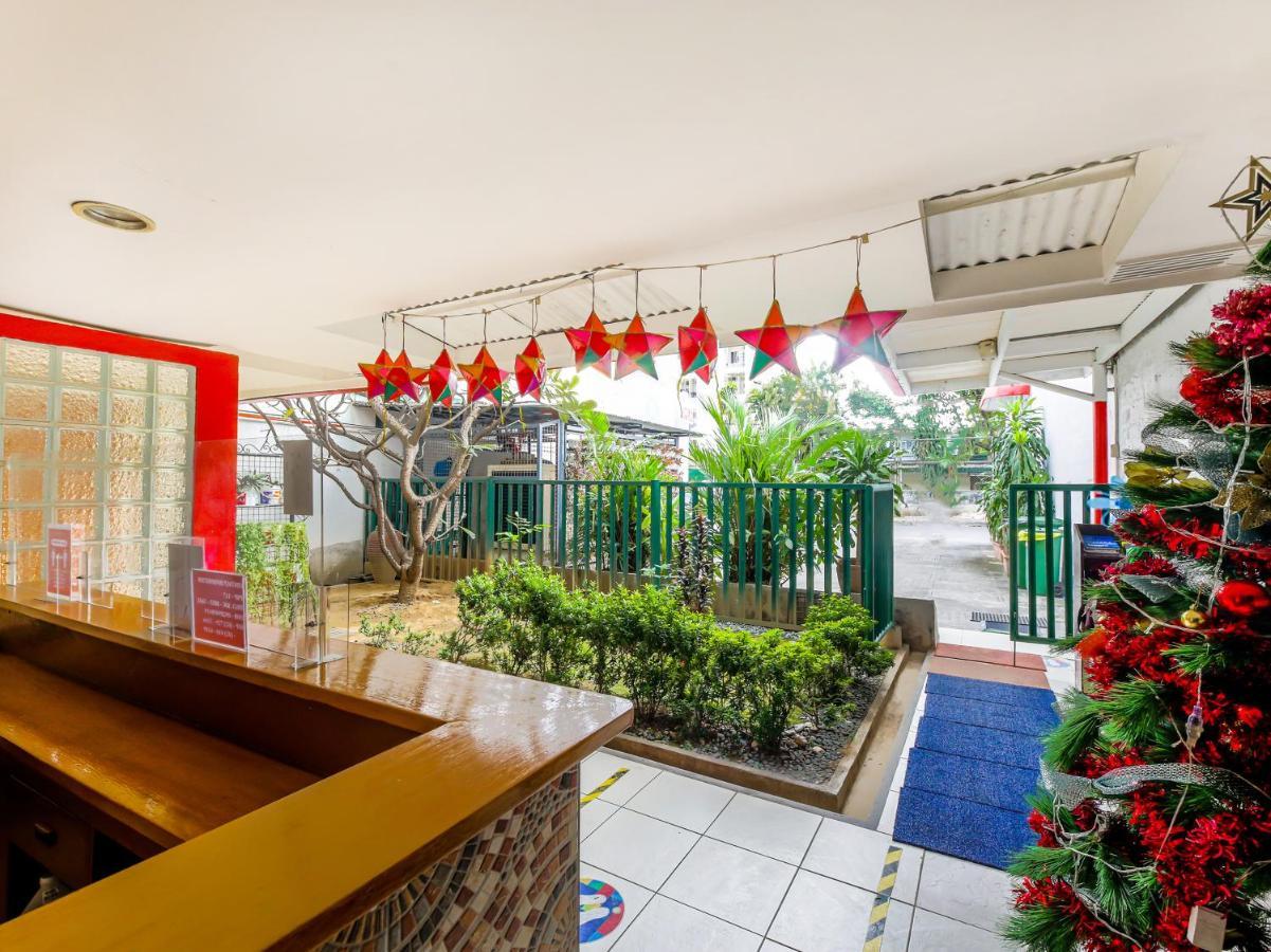Oyo 842 City Smiles Apartelle San Juan  Exterior foto